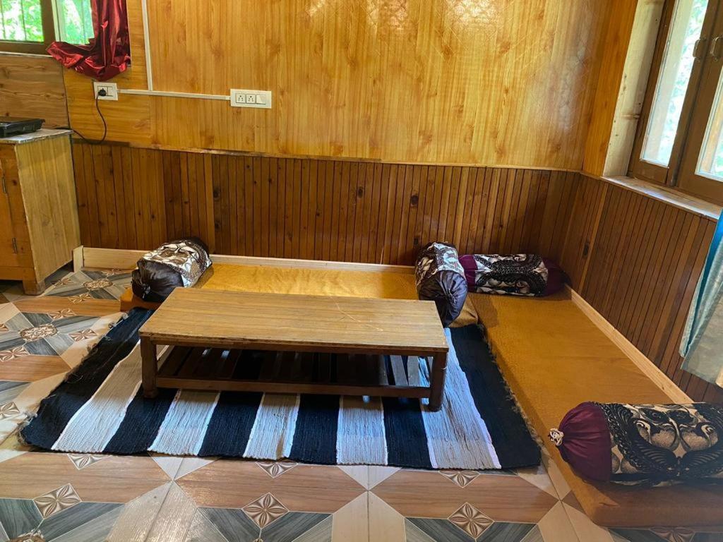 Rudrani Stays Jibhi Ngoại thất bức ảnh